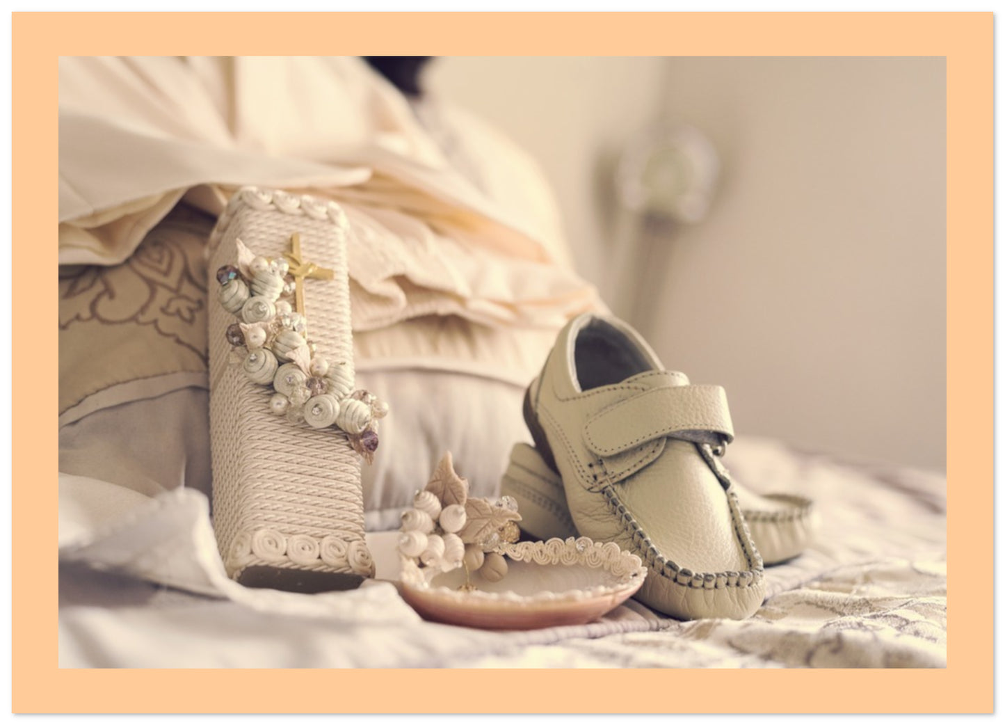 Gewand und Schuhe