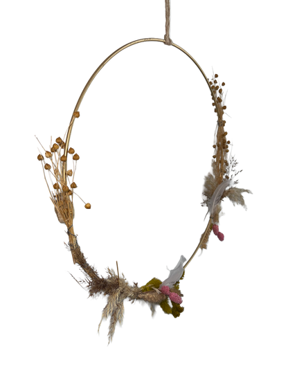 Goldring mit Trockenblumen